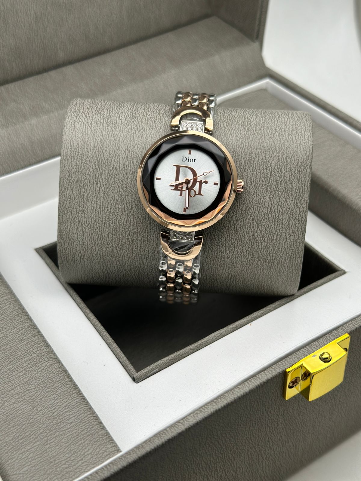 Fancy Party Wear Dior Watch Wholesale Price In Surat
